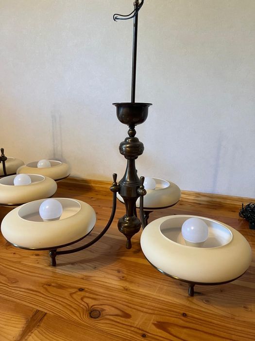 Zestaw lamp do salonu żyrandol kinkiety