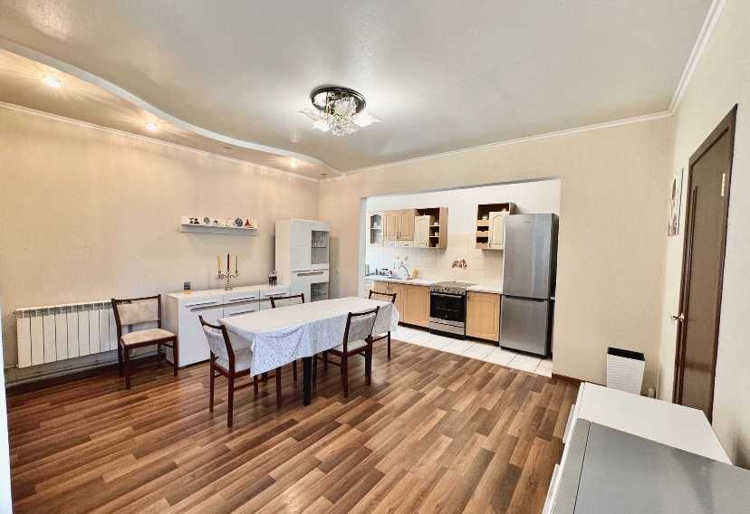 Продам хороший дом на Немышле ,180 м2 с ремонтом (код 5215)