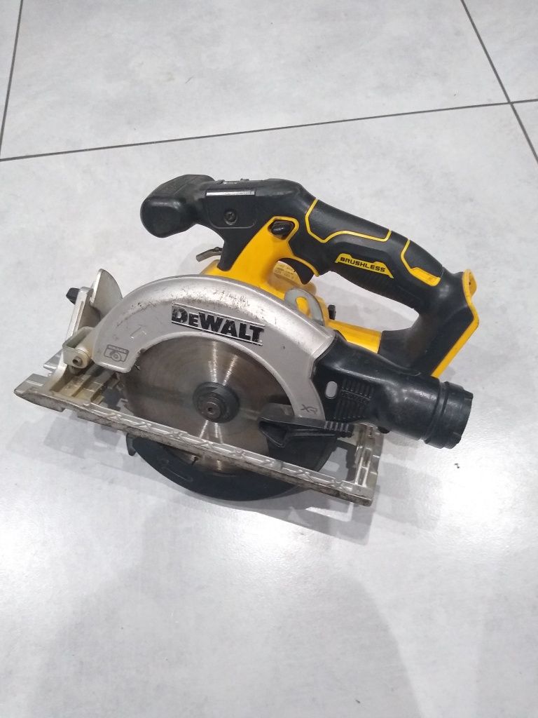 Pilarka tarczowa 165 mm 18V XR DeWalt DCS565N