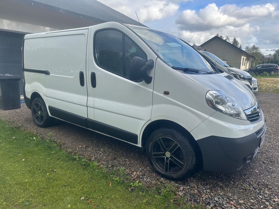 Opel Vivaro  Opel Vivaro 2011 Lift L1H1 Niski Przebieg FV