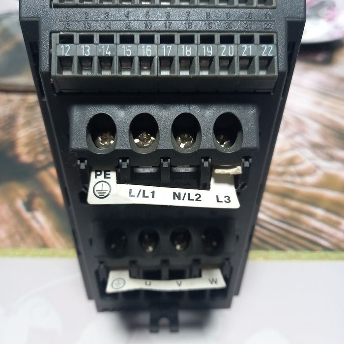 Falownik Siemens 230 x 400 volt