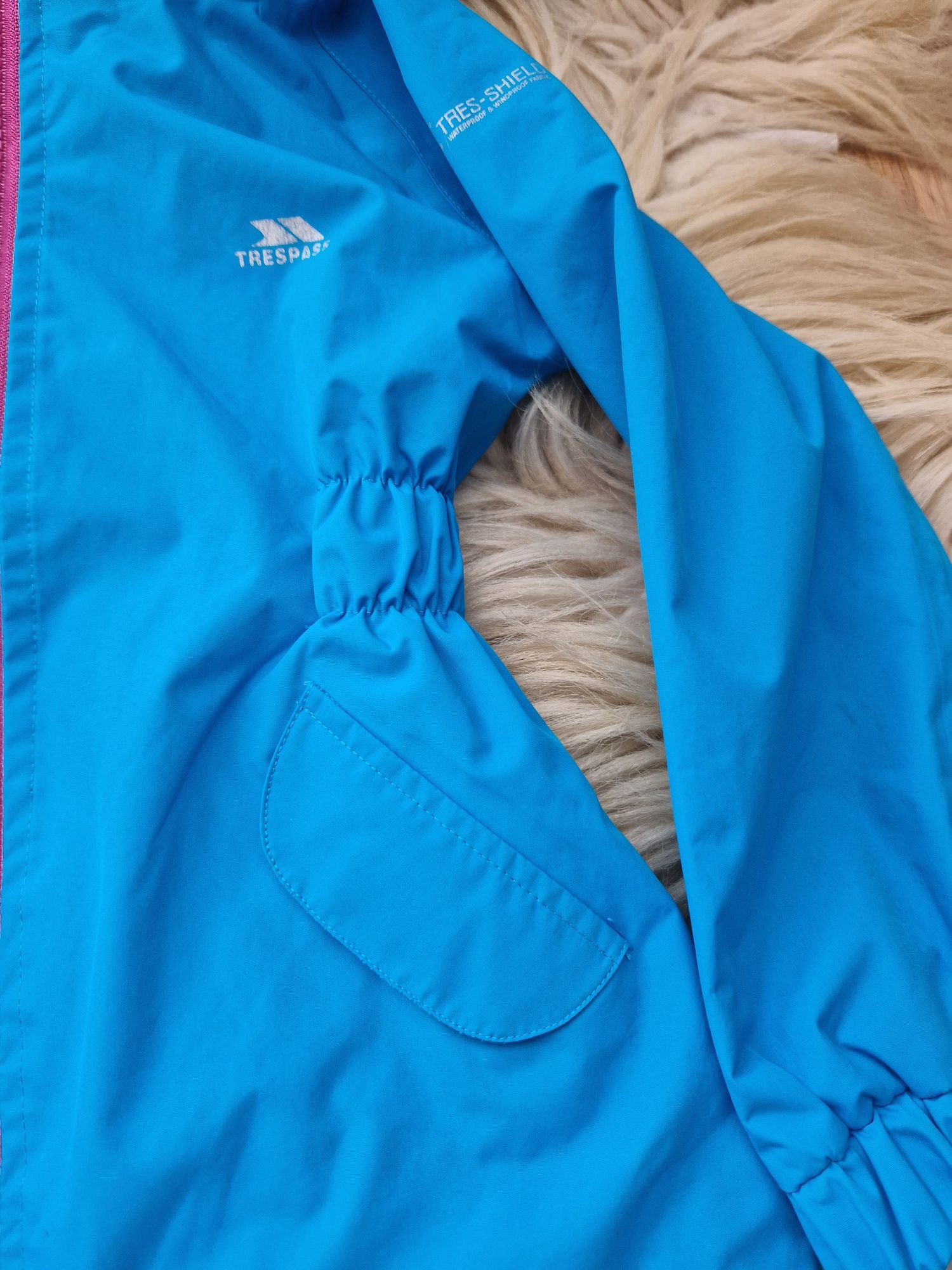 Śliczna kurteczka dla dziewczynki softshell Trespass