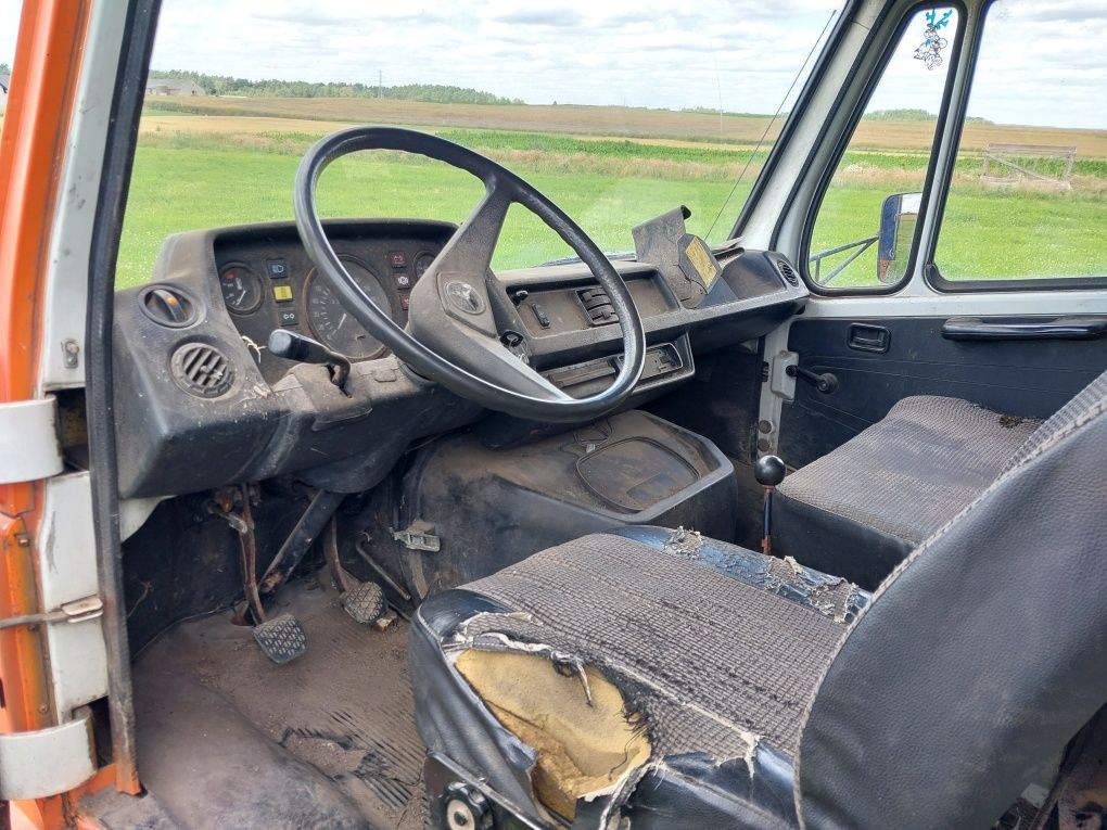 Mercedes kaczka 2.4d silnik skrzynia most koło szyba borta licznik