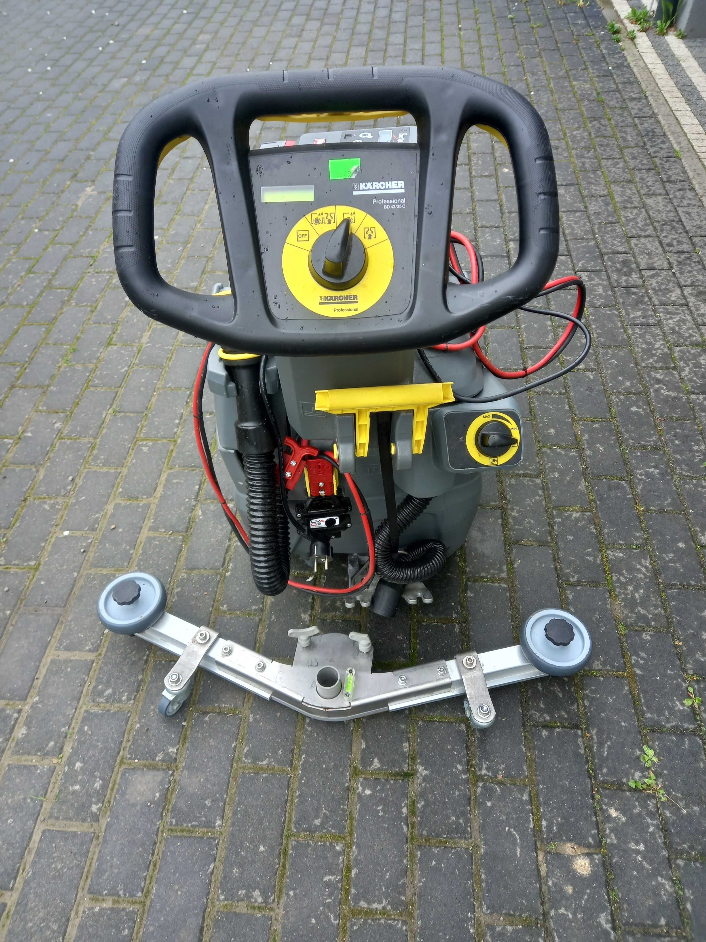 Szorowarka KARCHER BD 43/25 C Bp