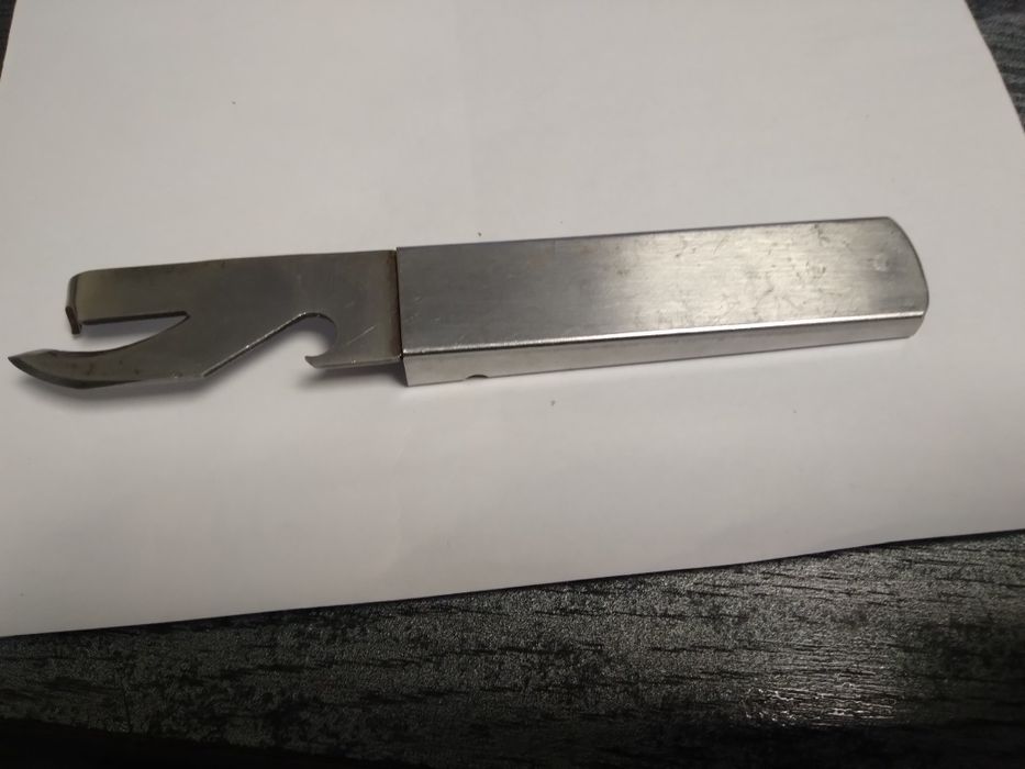 Otwieracz wojskowy konserw kapsli Bundeswehra V.D.N.S. 60