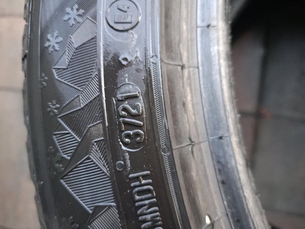 Semperit Speed-Grip 5
225/50 R18