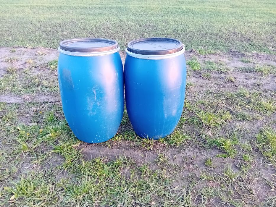 Beczki plastikowe Beczka zbiornik pojemnik