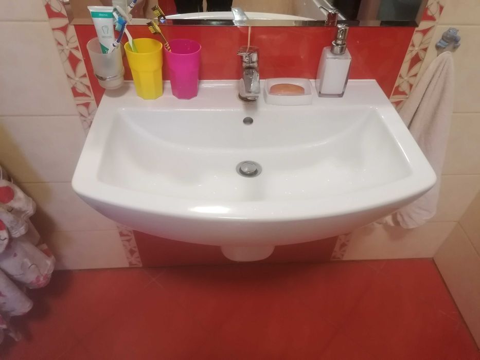 Umywalka + bateria Roca