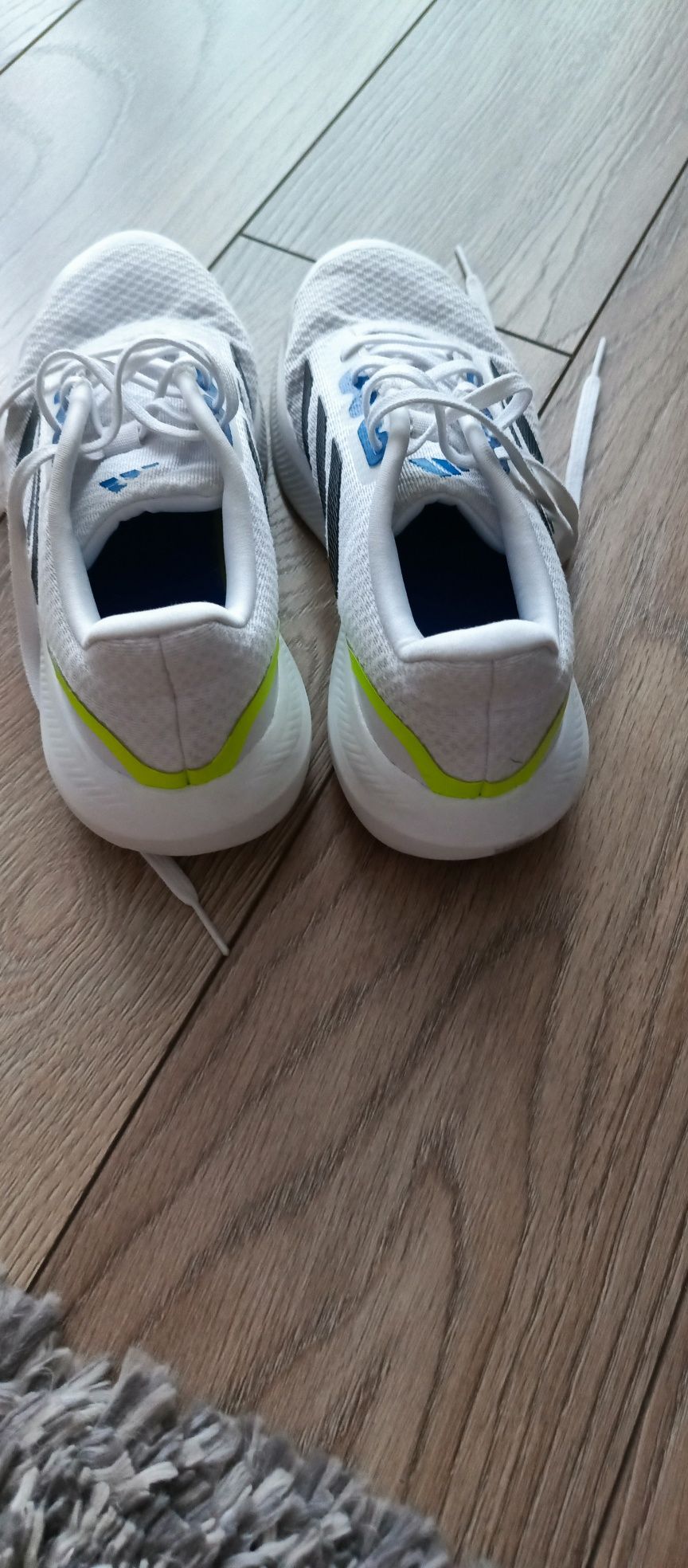 Buty treningowe dla dziecka unisex. Rozmiar 36…2/3