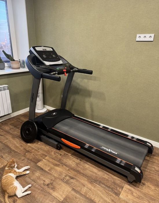 Бігова доріжка електрична