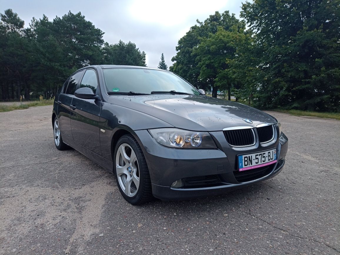 BMW E90 2.0Benzyna Zadbany