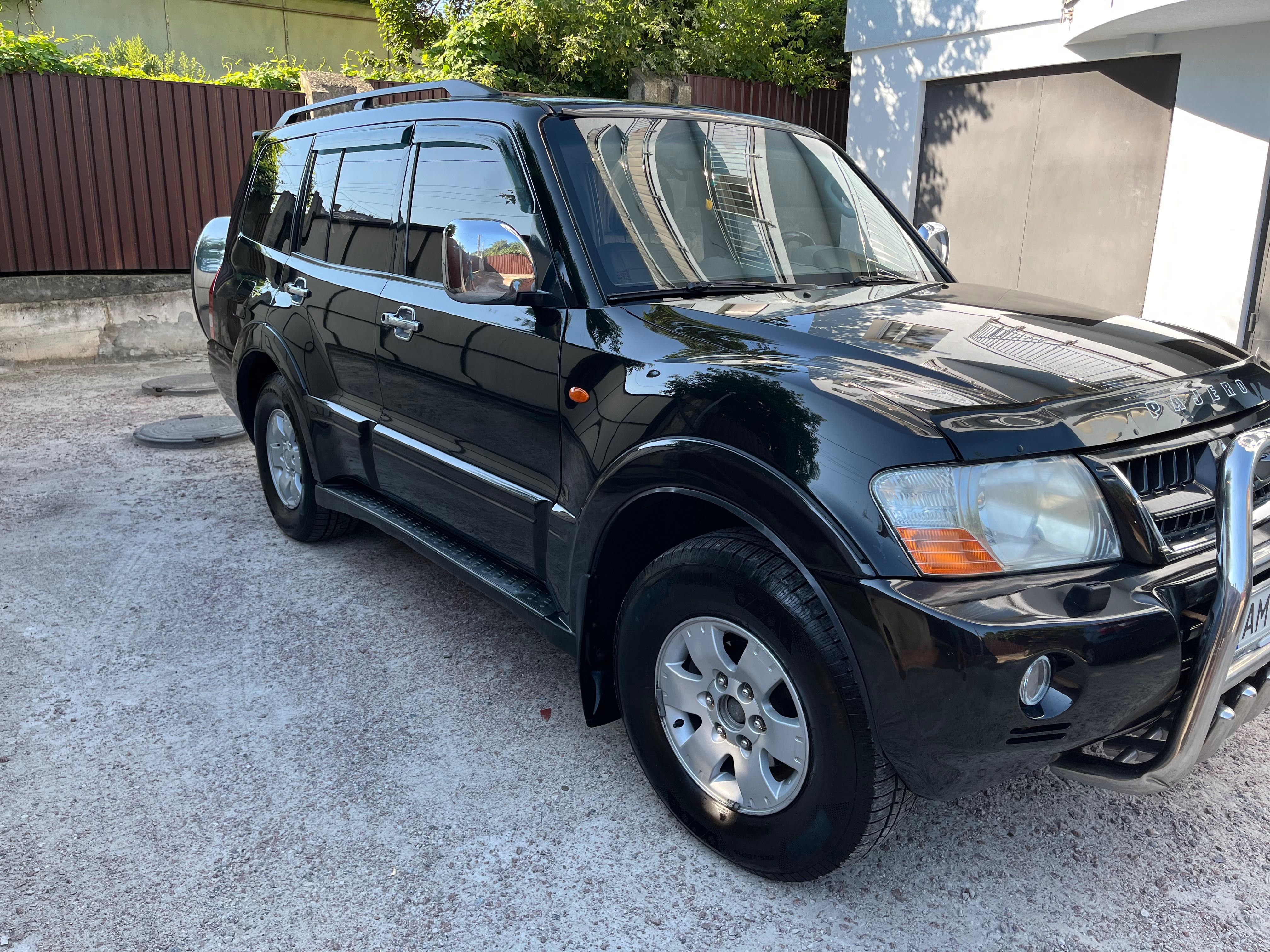 Mitsubishi Pajero Wagon
