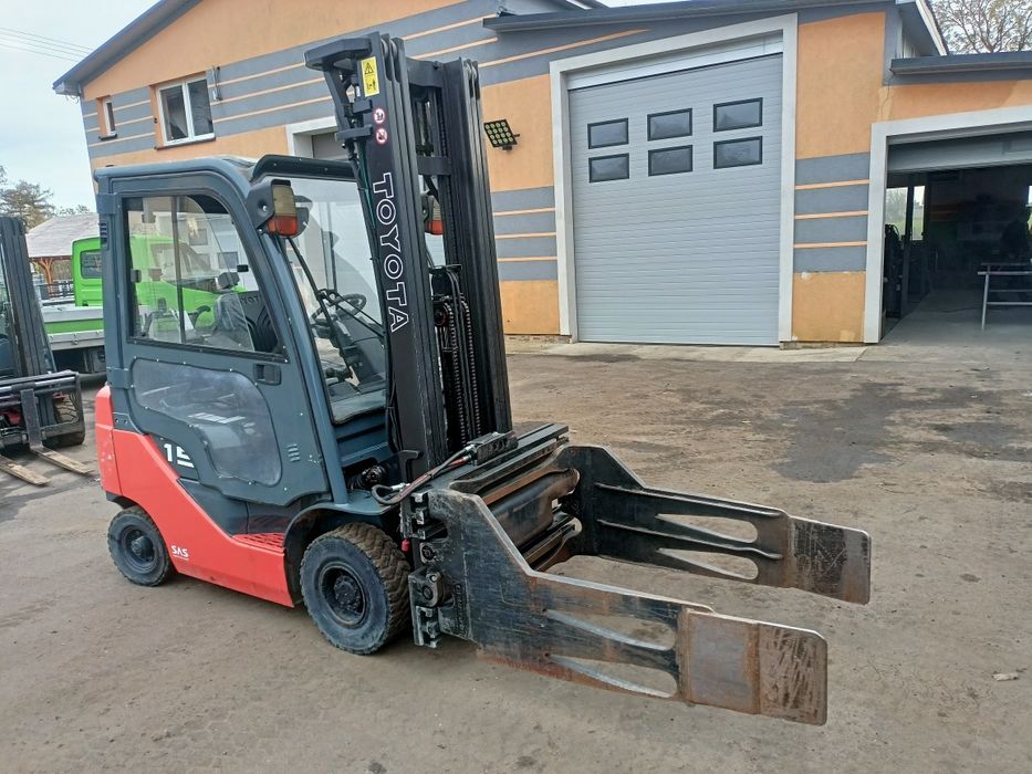 Wózek Widłowy Toyota 8fg15 triplex