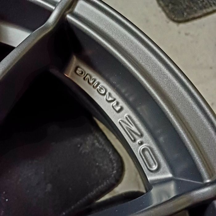 OZ Racing Ultraleggera Renault F1 Team (NOVAS)