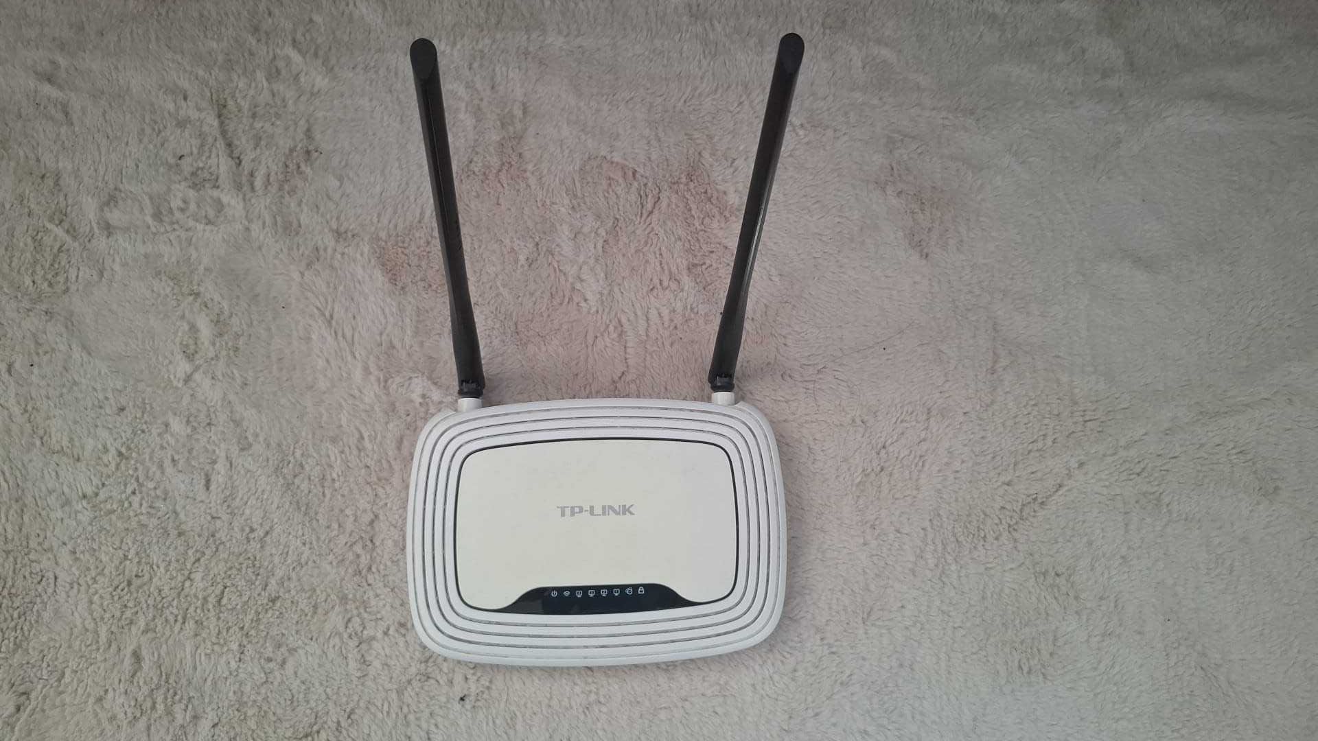 Router TP-Link TL-WR841N
