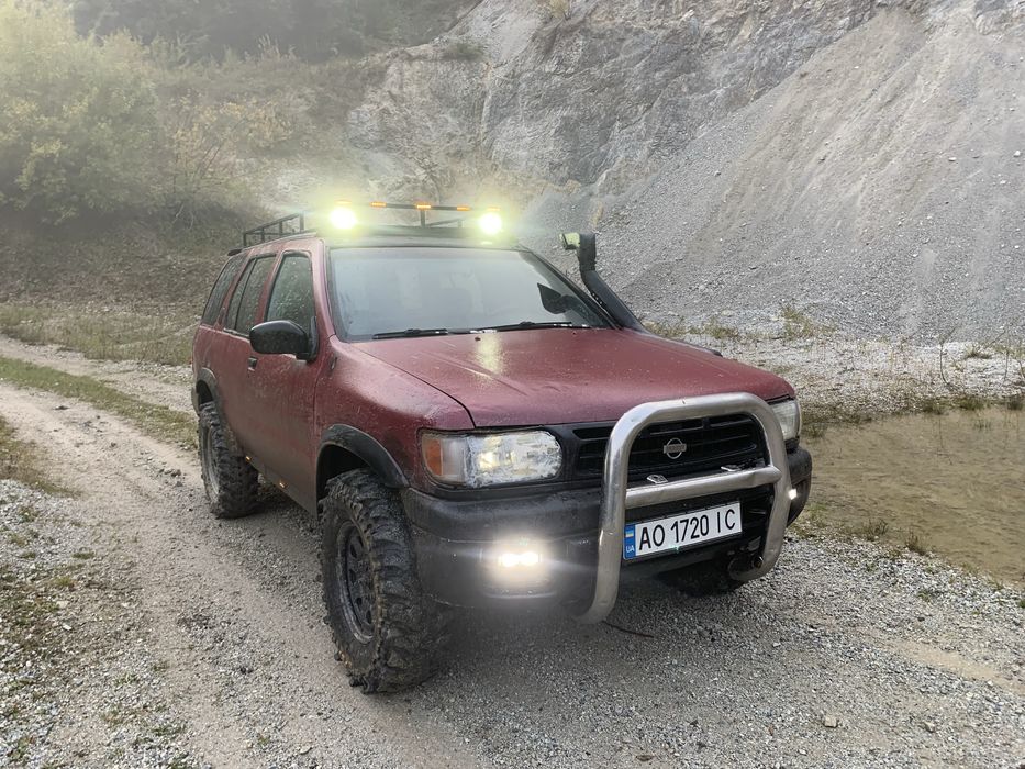 Ніссан пайтфіндер 2.5 тді