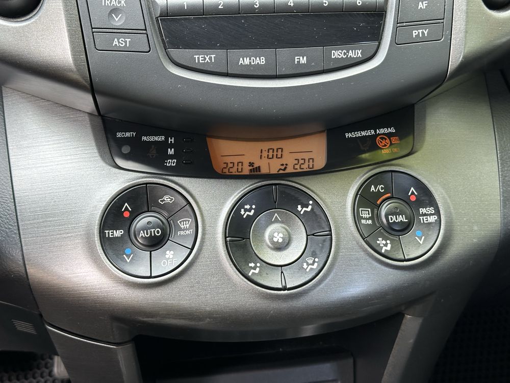 Toyota pav4 з ГБО 2011 рік автомат клімат і тд