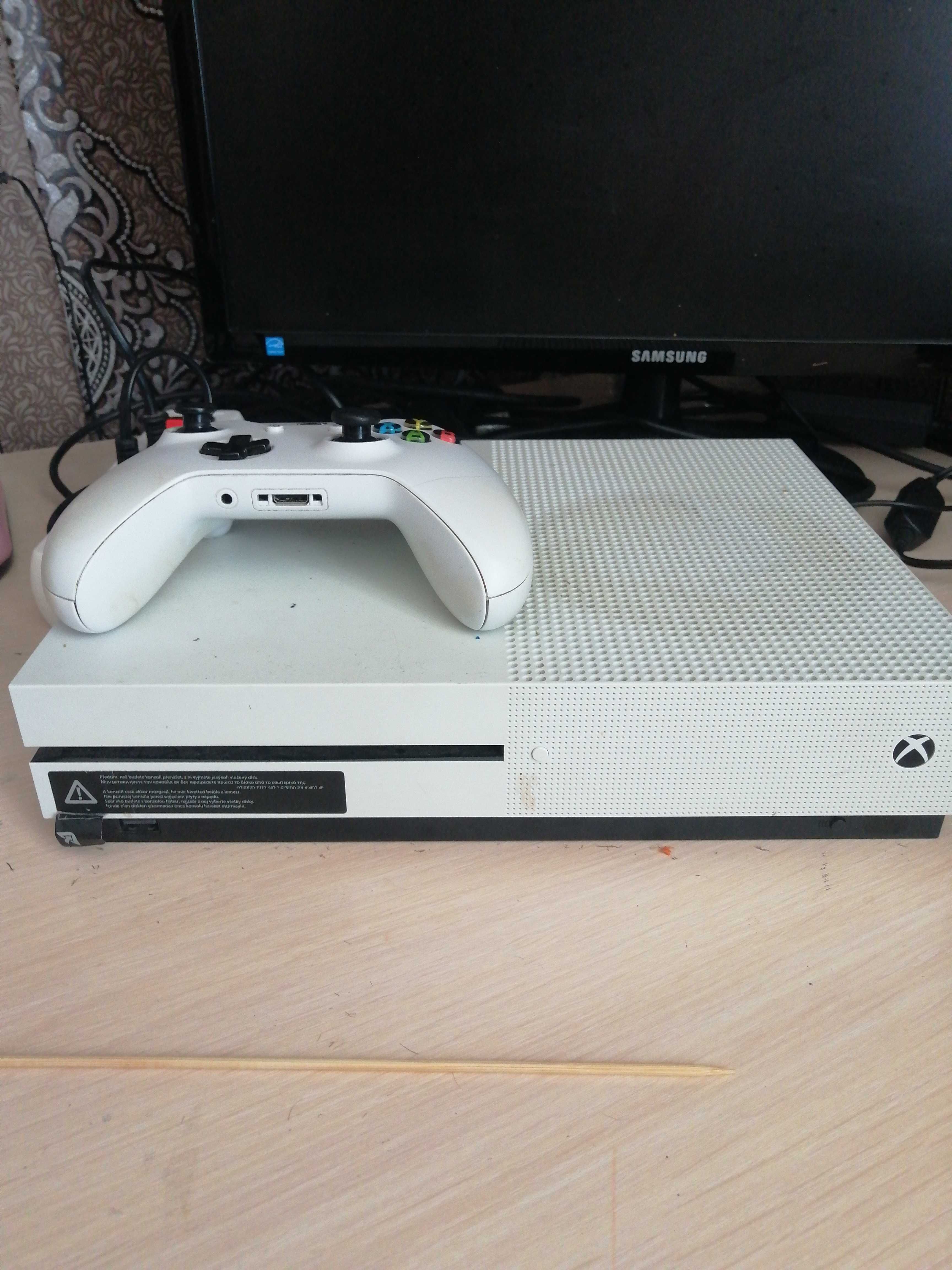 Xbox one 500gb бу