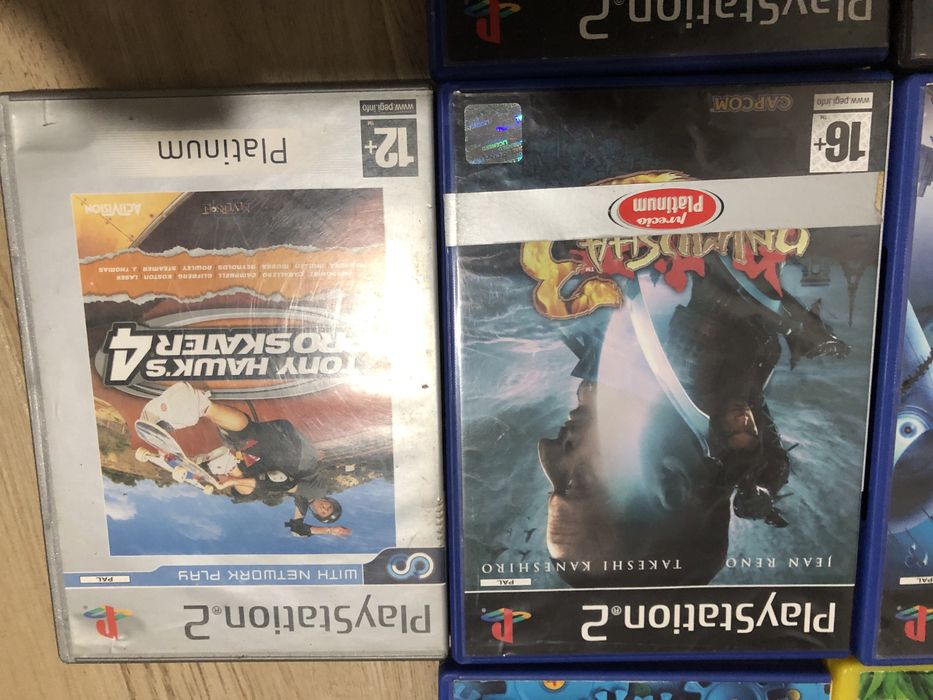 Vendo varios jogos ps2