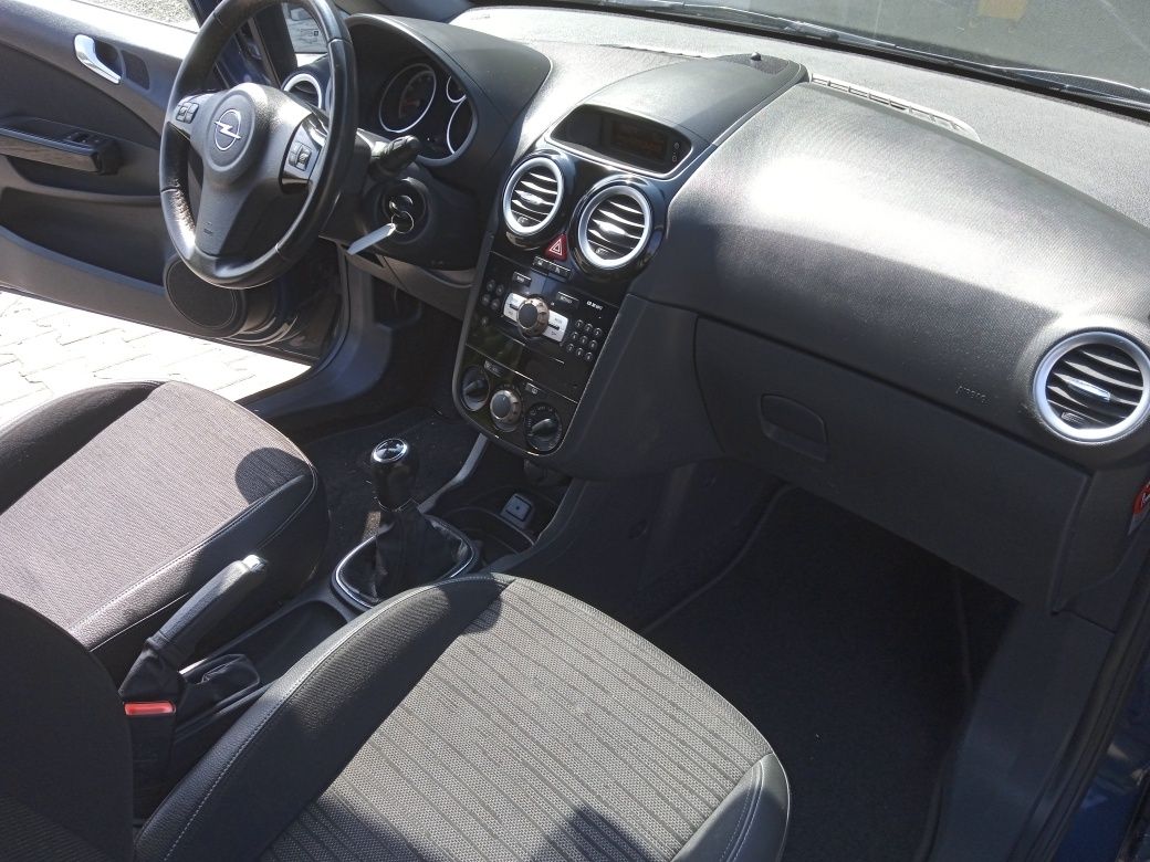 Opel Corsa Active 2014 Mały przebieg