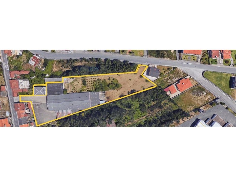 Terreno Urbanizável em Complexo Industrial de 7.500 M2 em Maceda, Ovar