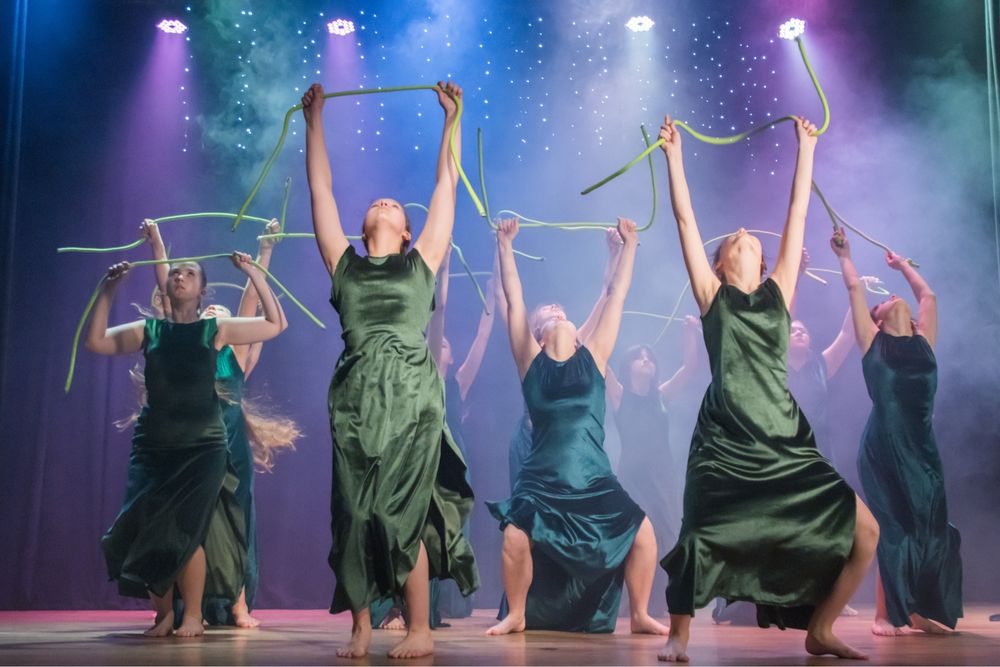 Фотограф Київ (індивідуальні, сімейні, театральні зйомки)