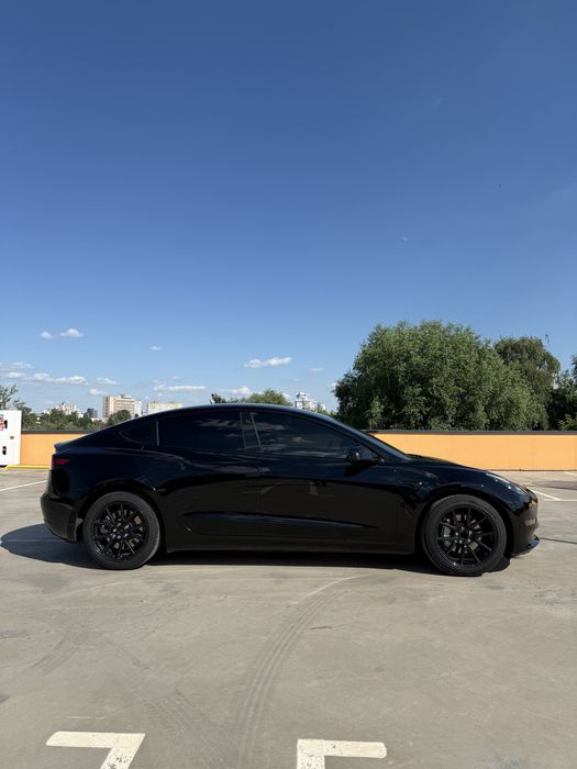 Tesla model 3 2019