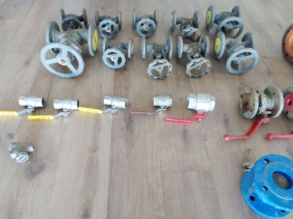 Vendo válvulas industriais