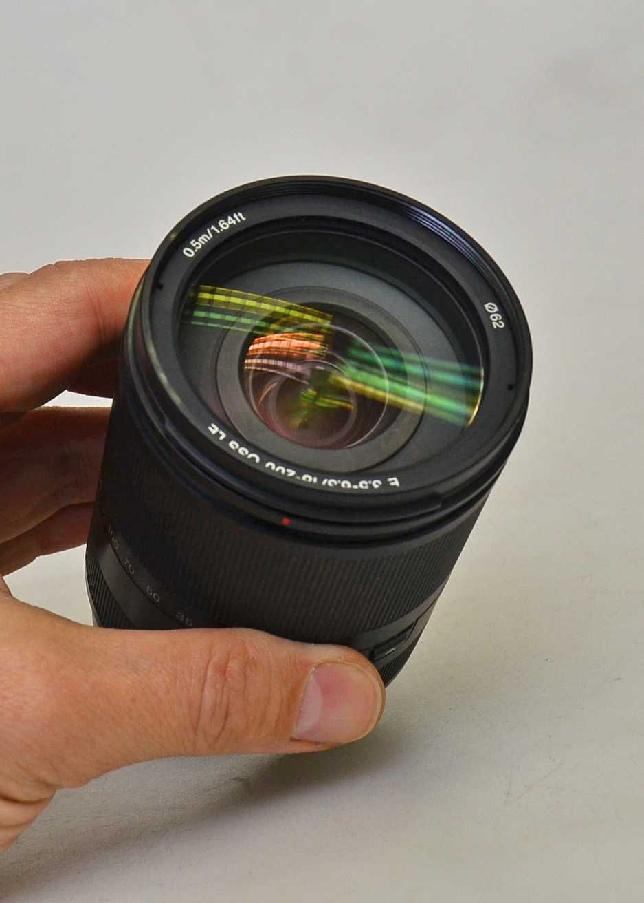 Obiektyw Sony E 18–200mm f/3.5–6.3 OSS LE (SEL18200LE)