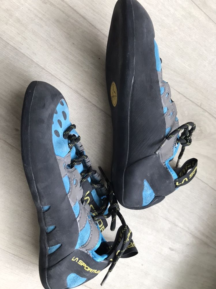 Скальники La sportiva, climbing.