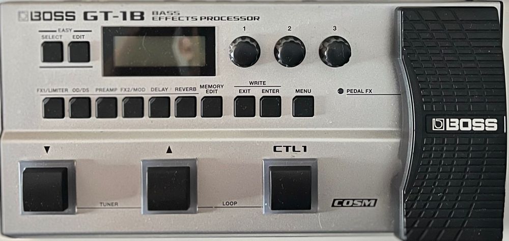 Pedaleira Bass Boss gt1 B.  (BAIXO )