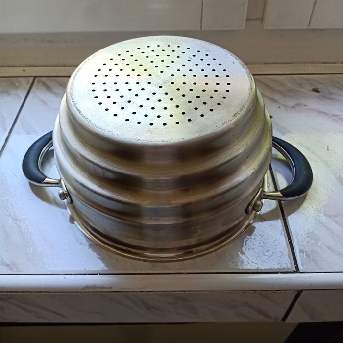 Komplet garnków  nie na indukcję