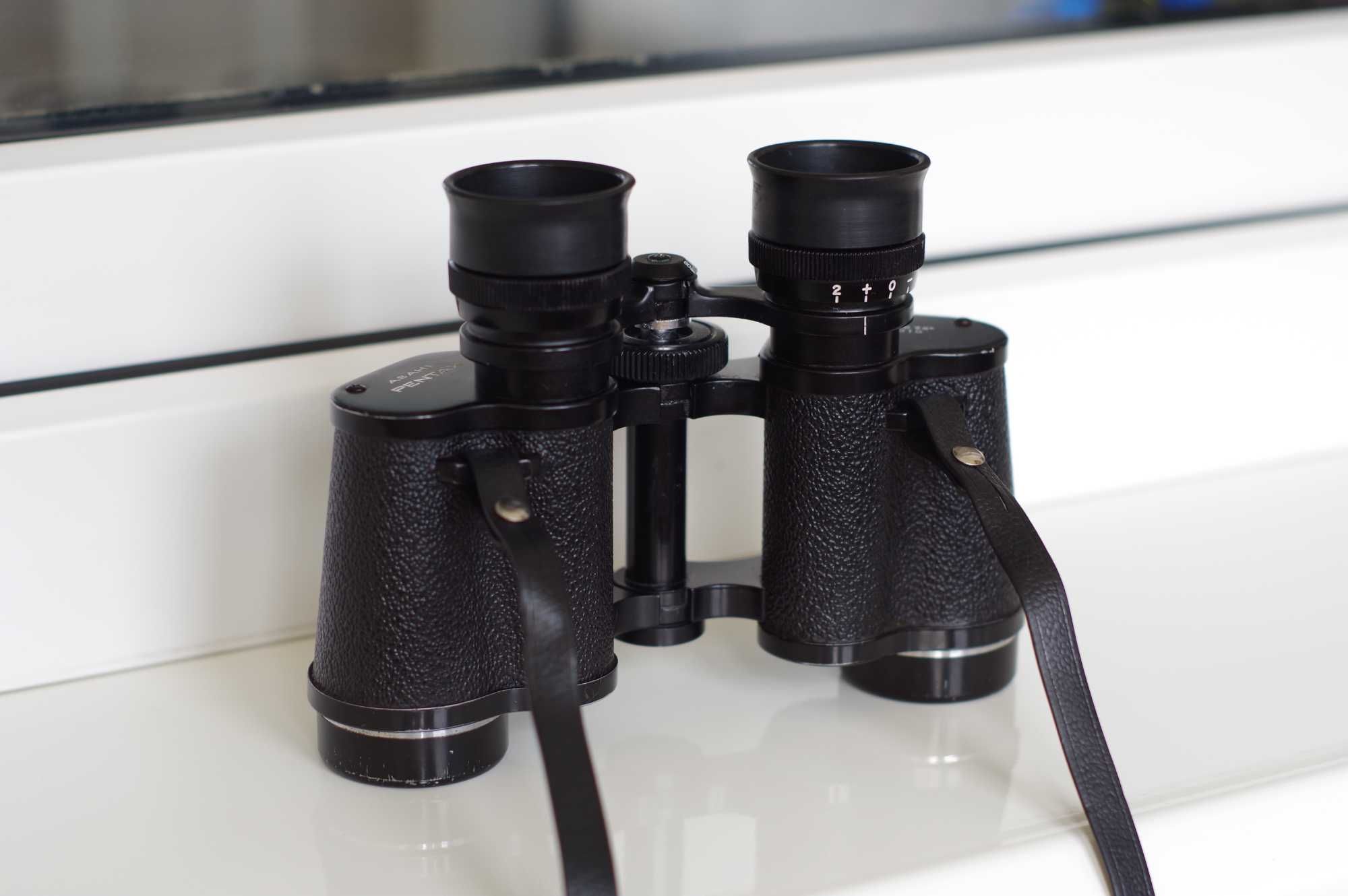 Бінокль Pentax 8x30