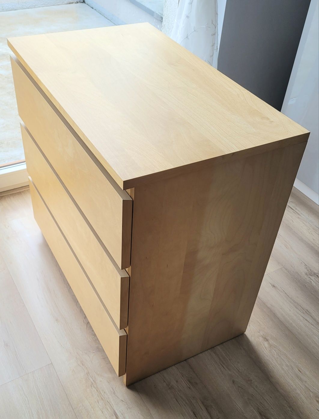 Sprzedam komodę Malm Ikea