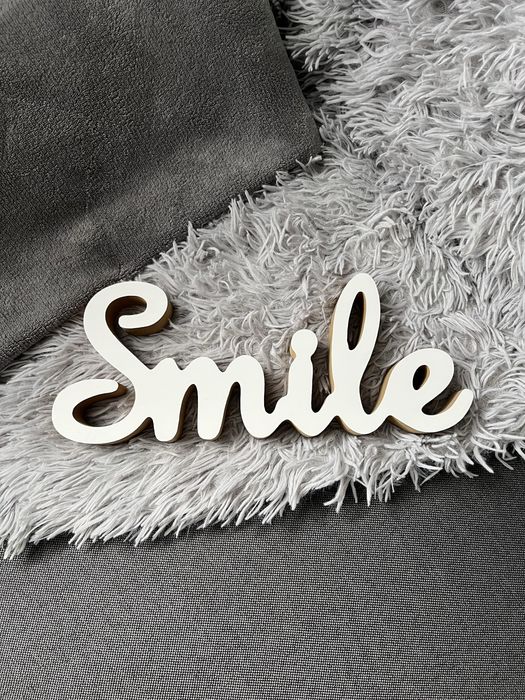 Figurka napis SMILE
