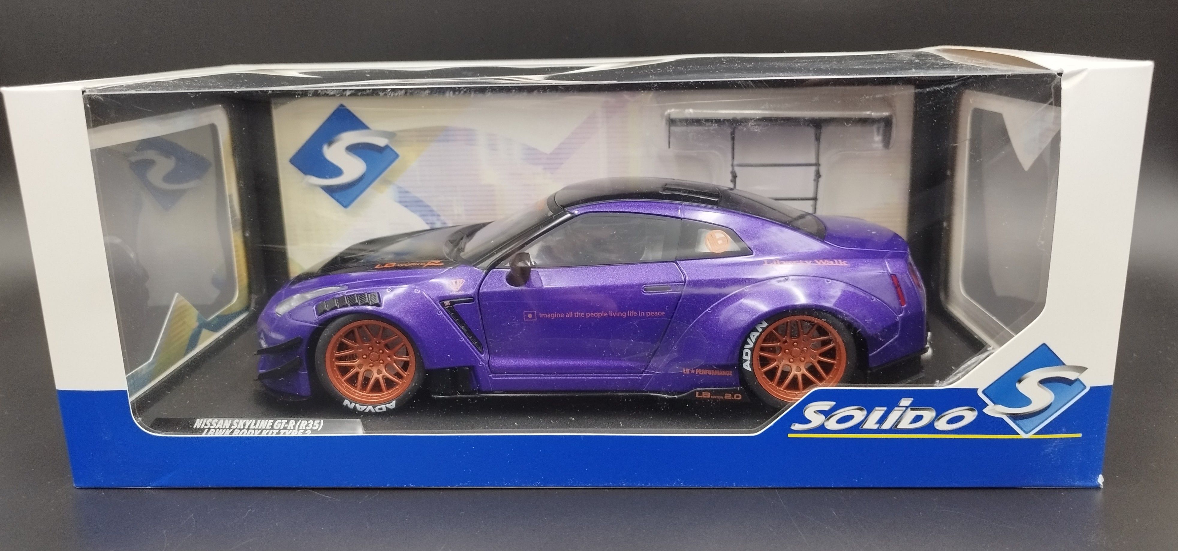 1:18 Solido NISSAN  GTR-R35 Skyline Liberty Works LB Purplezilla model