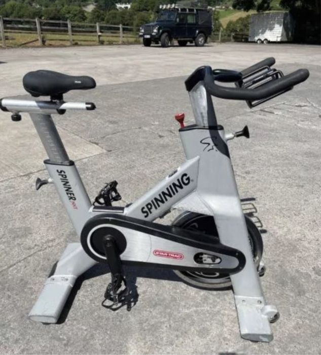 Вертикальный спин-байк Schwinn IC Elite™, велотренажёр