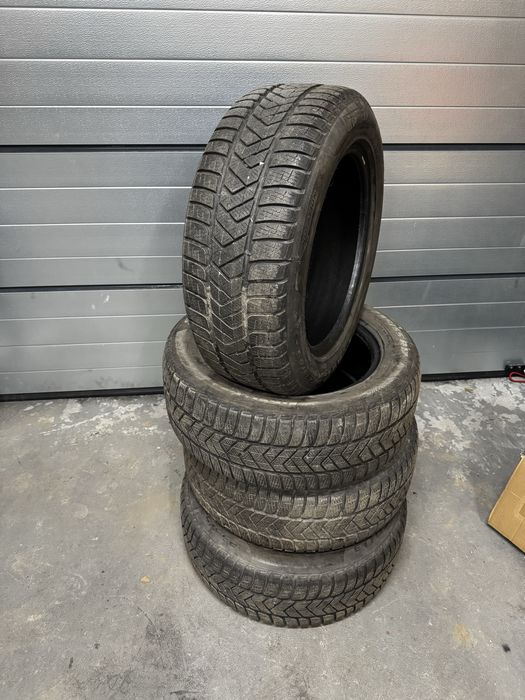 Opony zimowe Pirelli 235/55 R17