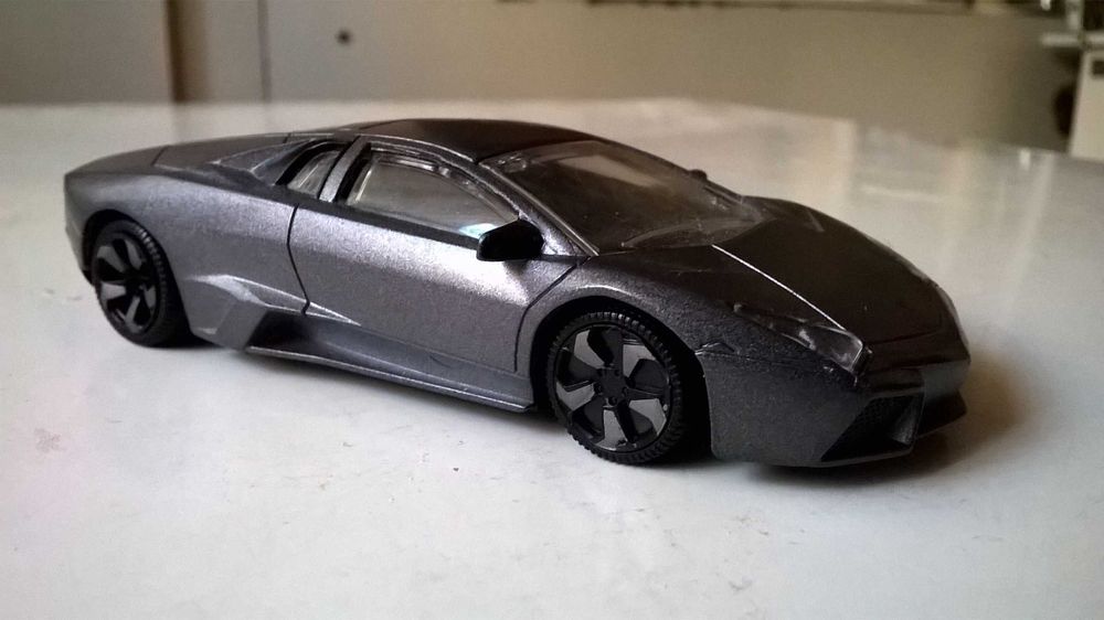 LAMBORGHINI REVENTON model metalowo-plastikowy; skala 1:43