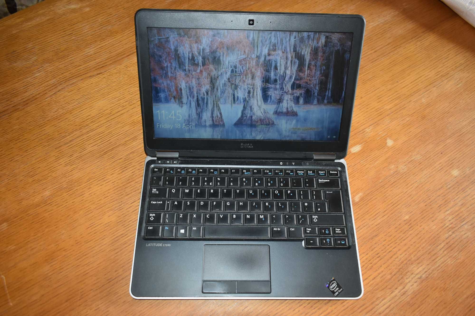 Laptop Dell Latitude E7240 i5-4300U SSD W10 Pro + stacja dokująca UK