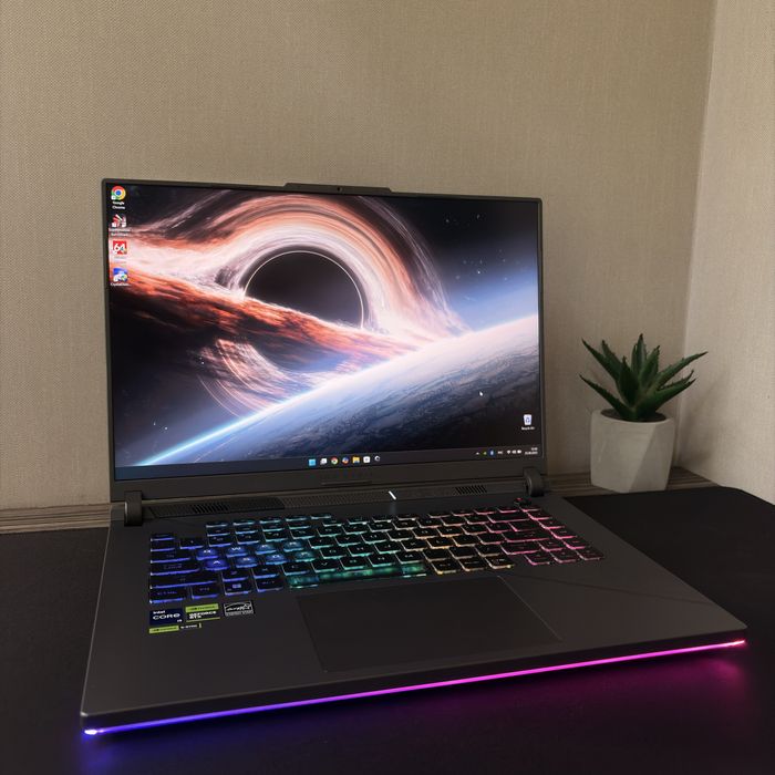 Asus ROG Strix G16 4070/14900HX SSD 1TB RAM 16GB