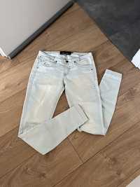 Bershka sexy skinny jeansy M/38 jasne stylowe spodnie