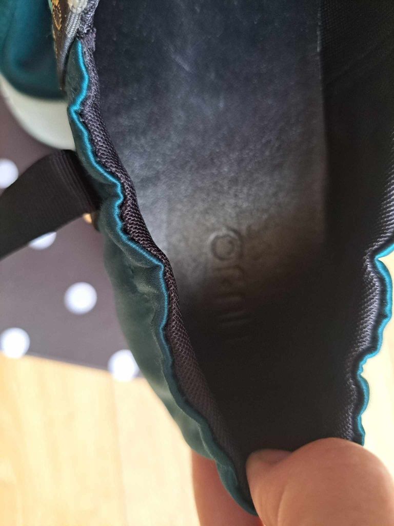 Buty typu mokasyny
