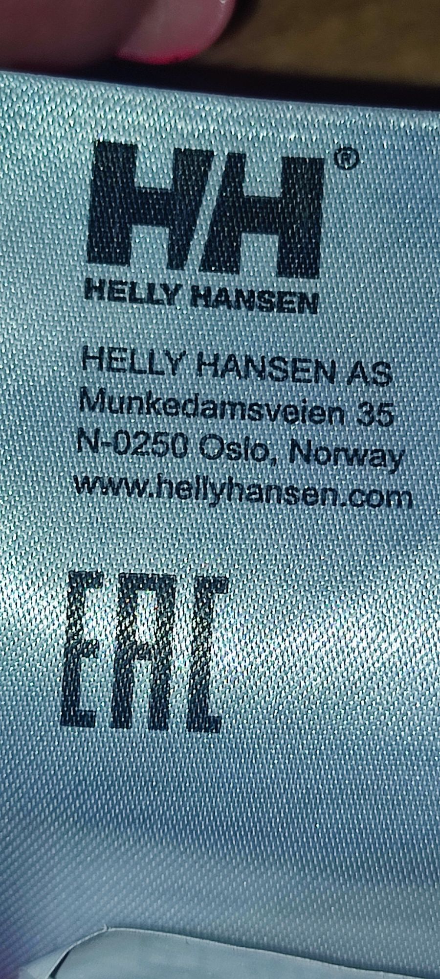 Oferuję używana oryginalną koszulkę termiczną Helly Hansen rozm M -L