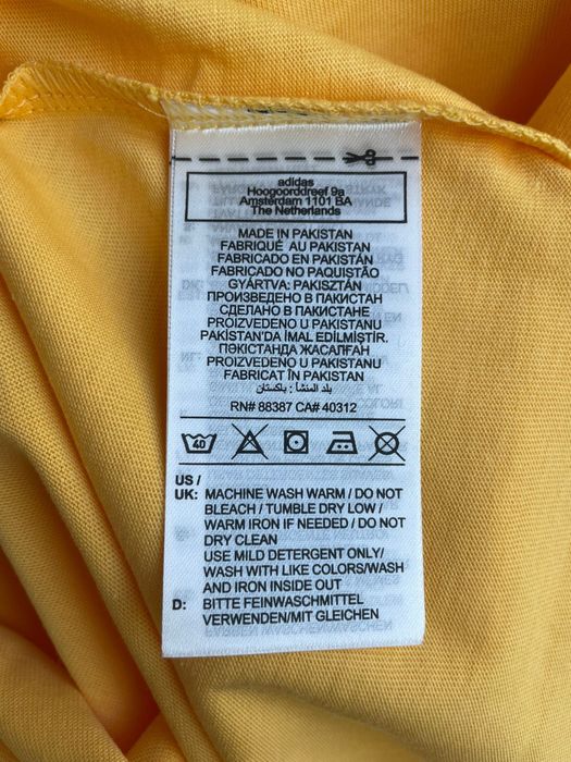 T-Shirt Amarela Lisa Adidas