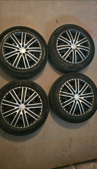 Koła zimowe Škoda Fabia 185/60 R15 Pirelli, kołpaki gratis!