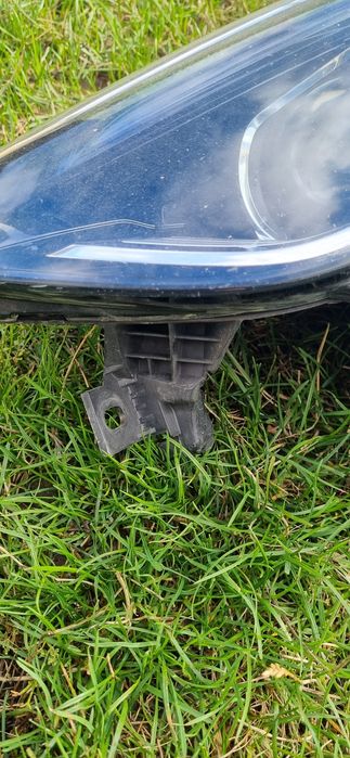 Ліва фара Megane 4