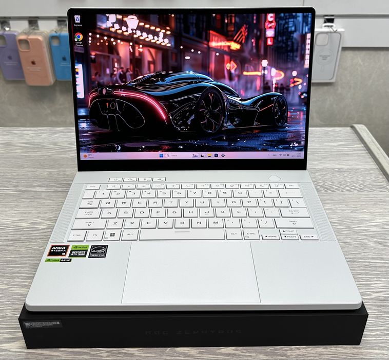 Asus ROG Zephyrus G14 / OLED 120 hz / R9(8) / RTX 4060 / 16 / 1 TB