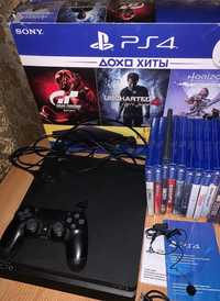 Продаю PlayStation 4 Slim 500GB с богатым комплектом игр и аксессуаров