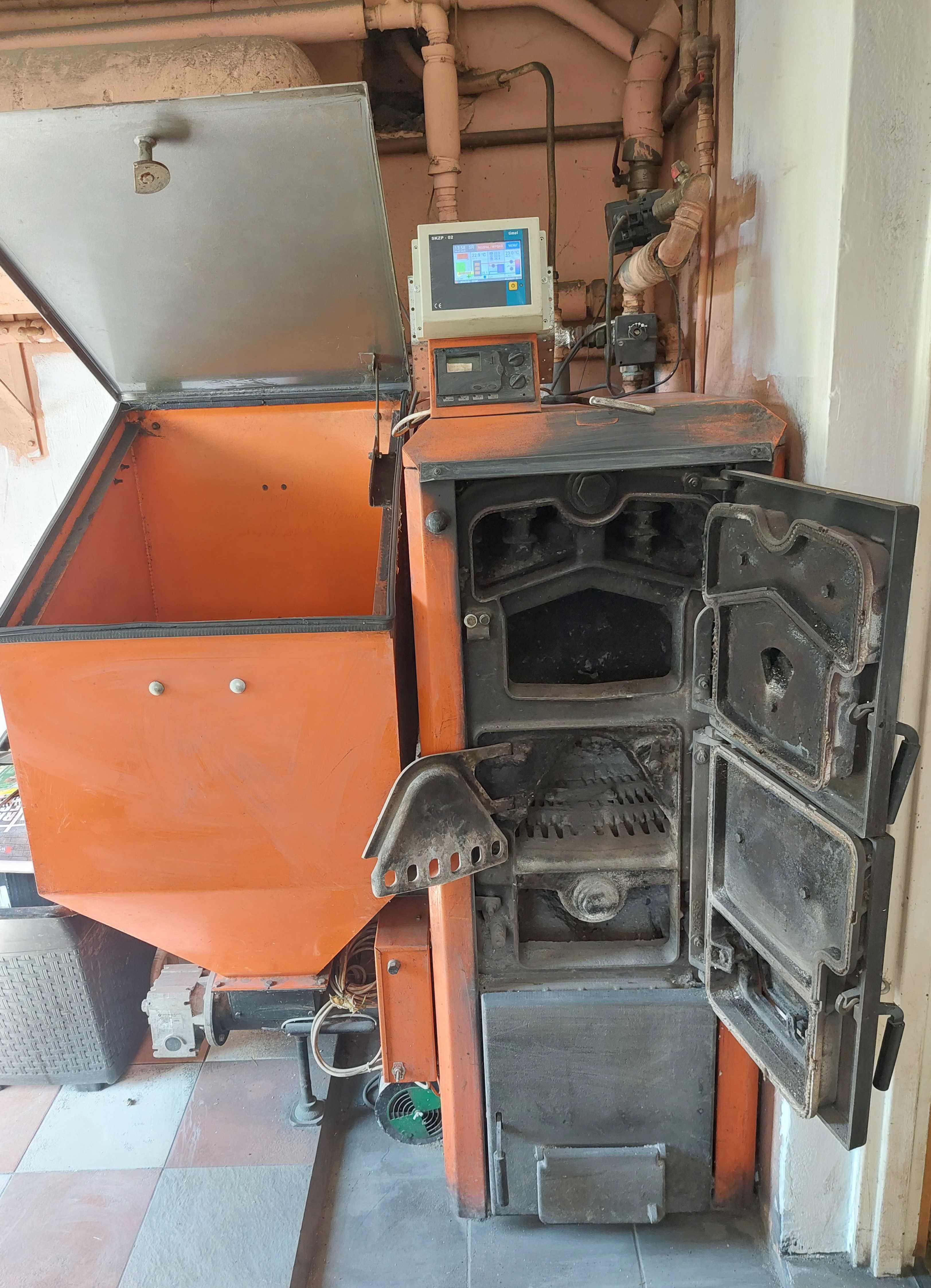 Kocioł co HKS Lazar 23 KW, żeliwny z podajnikiem
